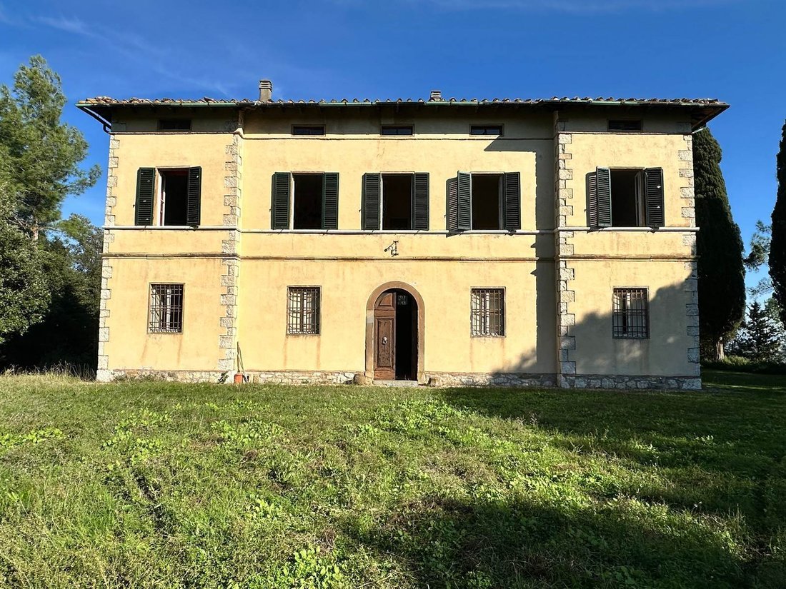 Estate in Pomarance, Tuscany, Italy 4 - 14986662