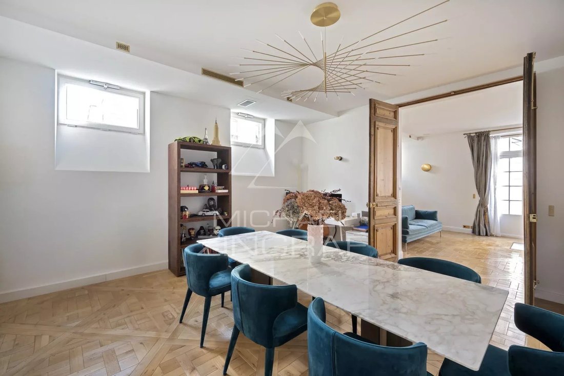 Apartment in Invalides, Paris 7e Arrondissement, Paris 3 - 14975141