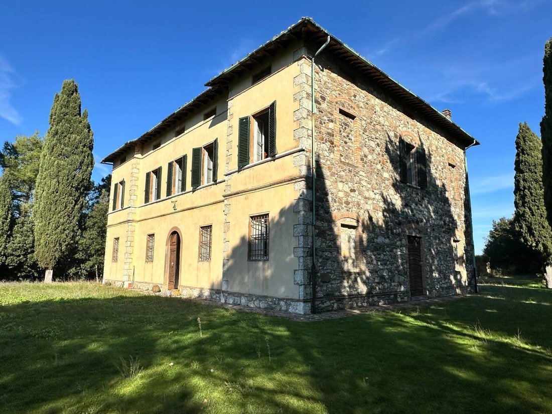 Estate in Pomarance, Tuscany, Italy 5 - 14986662