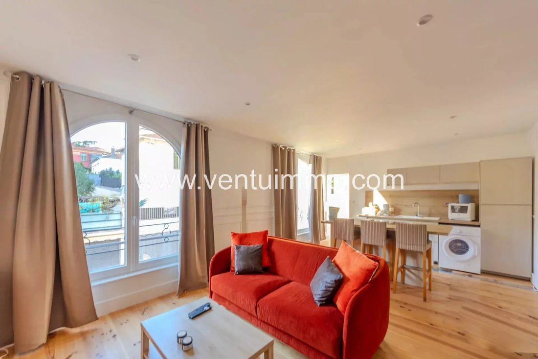 House in Tignes et Sevigne, Le Cannet, France 1 - 14983106
