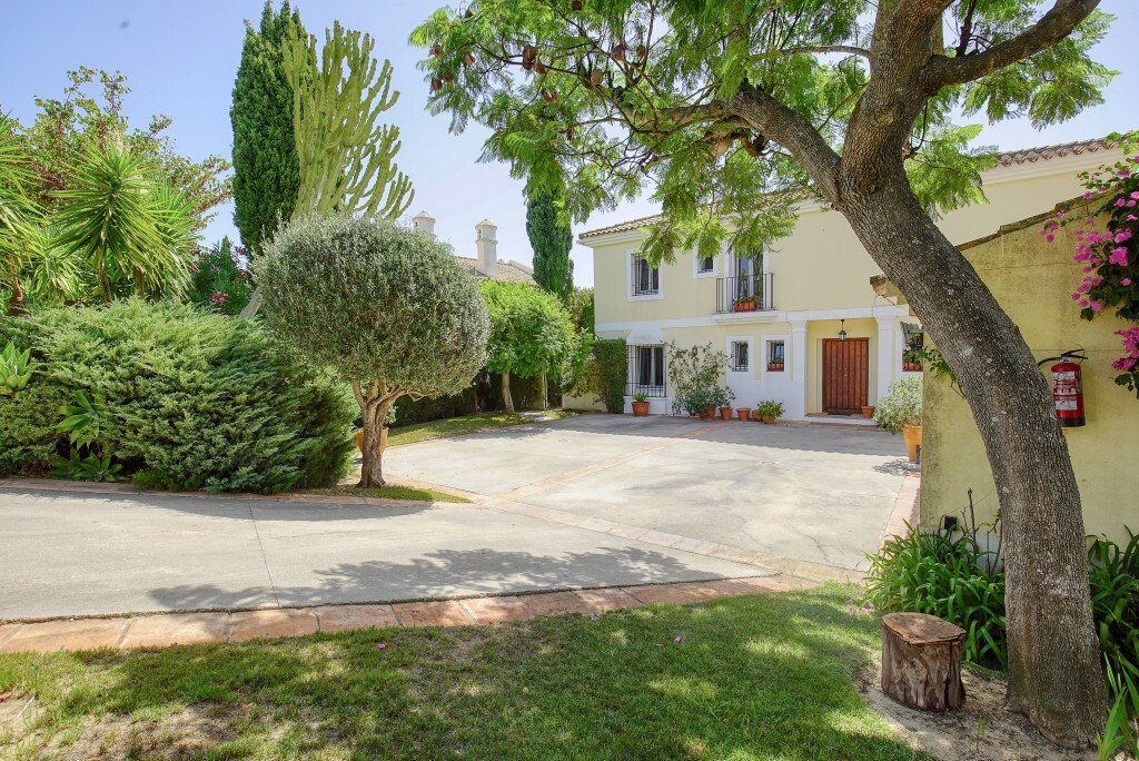 Villa in Sotogrande, San Roque, Andalusia 1 - 14988775