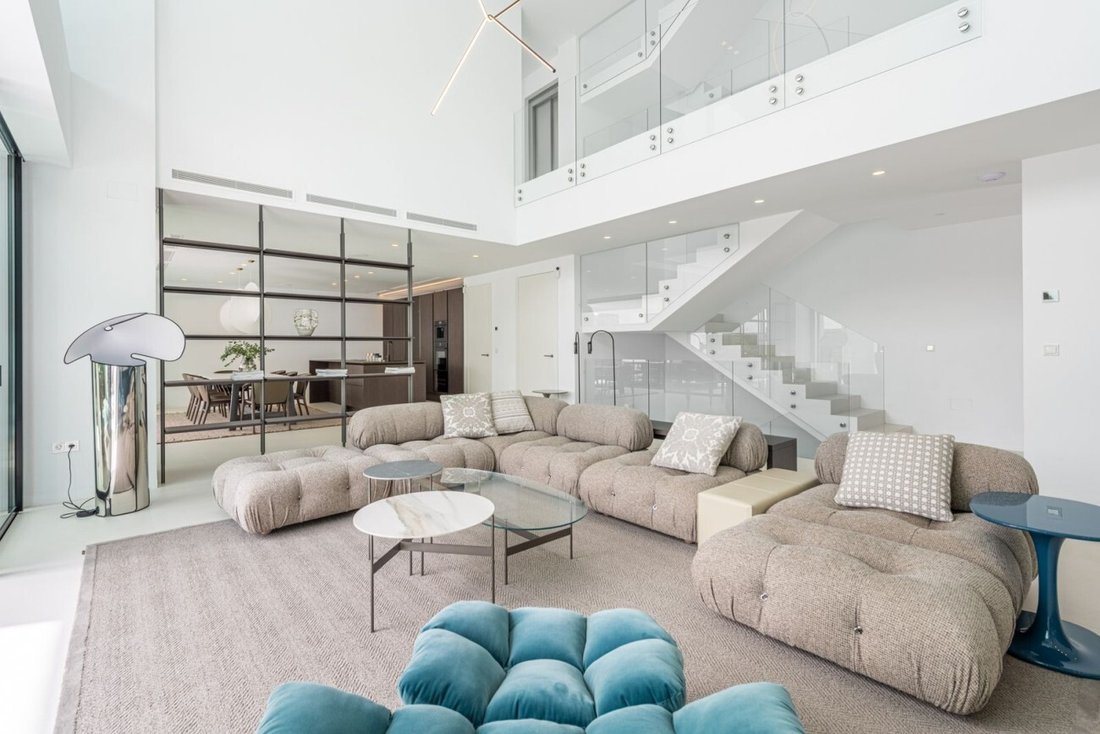 Villa in Puerto Banus, Marbella, Spain 2 - 14988400