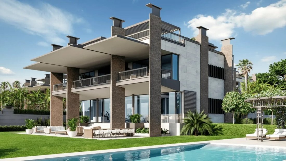 Villa in Puerto Banus, Marbella, Spain 1 - 14988347