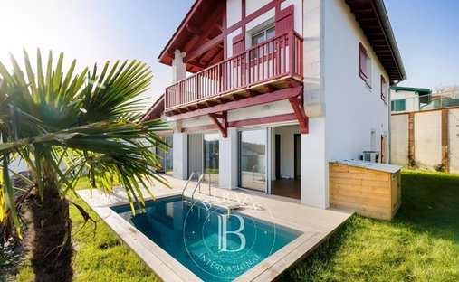 House in Behobie Socoa, Urrugne, France 1