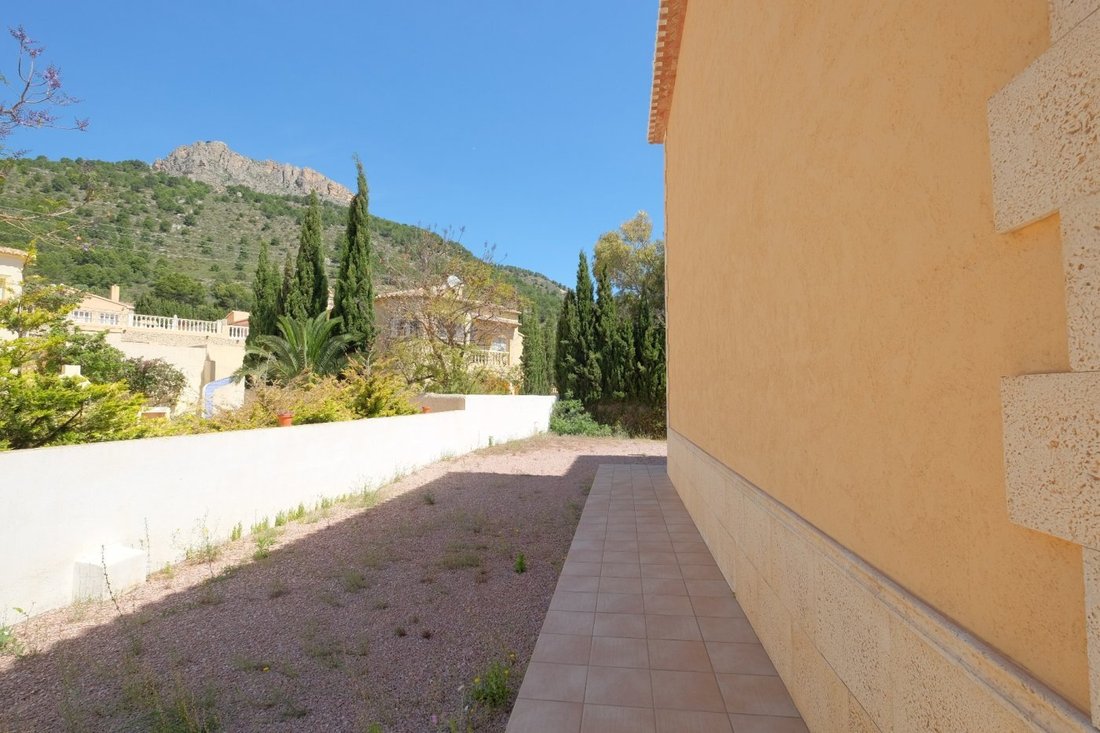 Villa in Calp / Calpe, Valencian Community, Spain 5 - 14988827