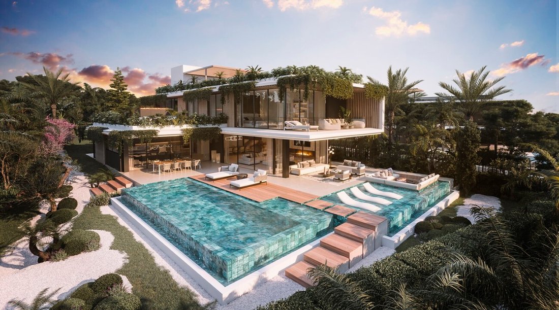 Villa in Marbella, Andalusia, Spain 1 - 14988524