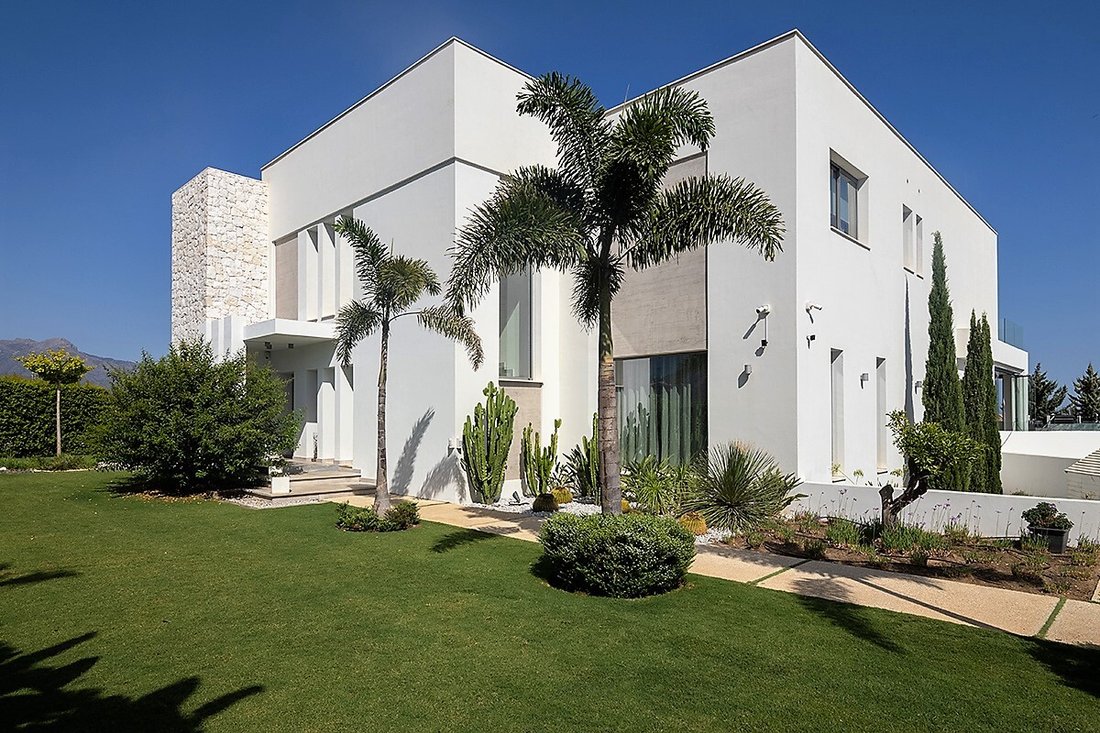 Villa in Benahavis, Andalusia, Spain 3 - 14988349