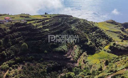 Land in Estreito da Calheta, Madeira, Portugal 1