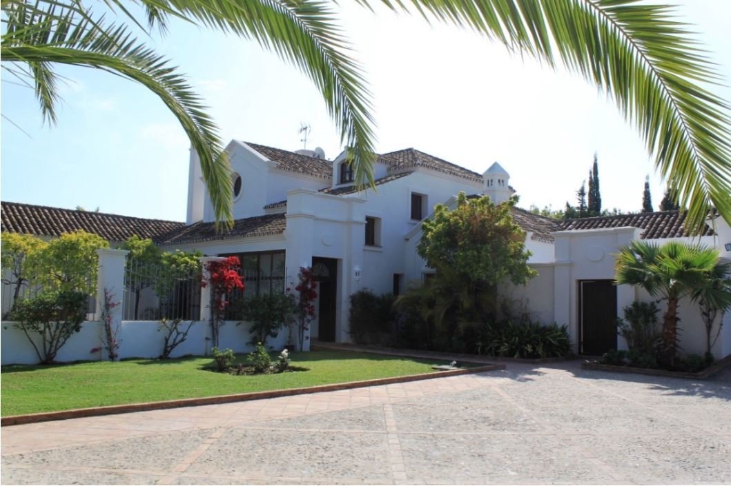 Villa in Marbella, Andalusia, Spain 1 - 14988560