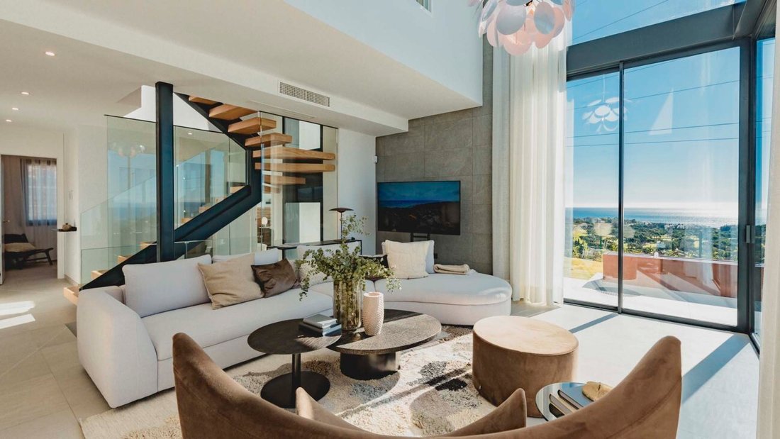 Villa in Marbella, Andalusia, Spain 1 - 14989016