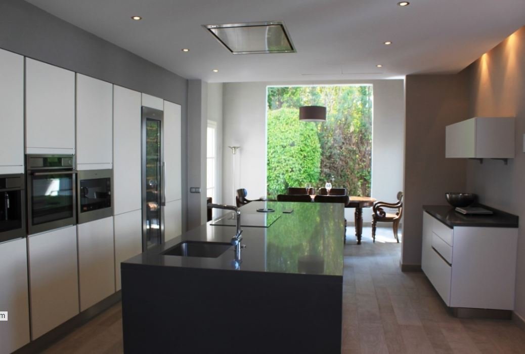 Villa in Marbella, Andalusia, Spain 5 - 14988560