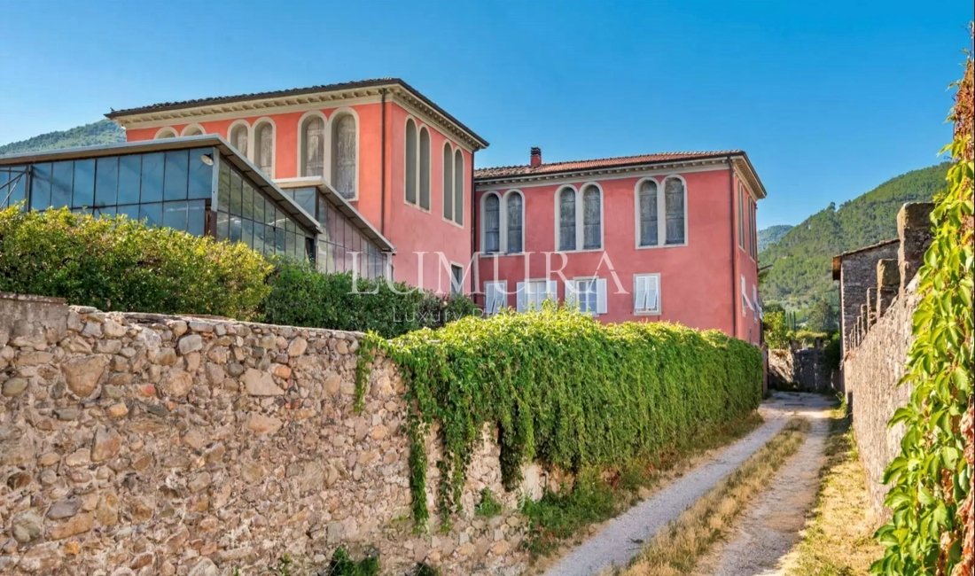 House in Sorbano del Giudice-Pontetetto, Lucca, Italy 1 - 14990345