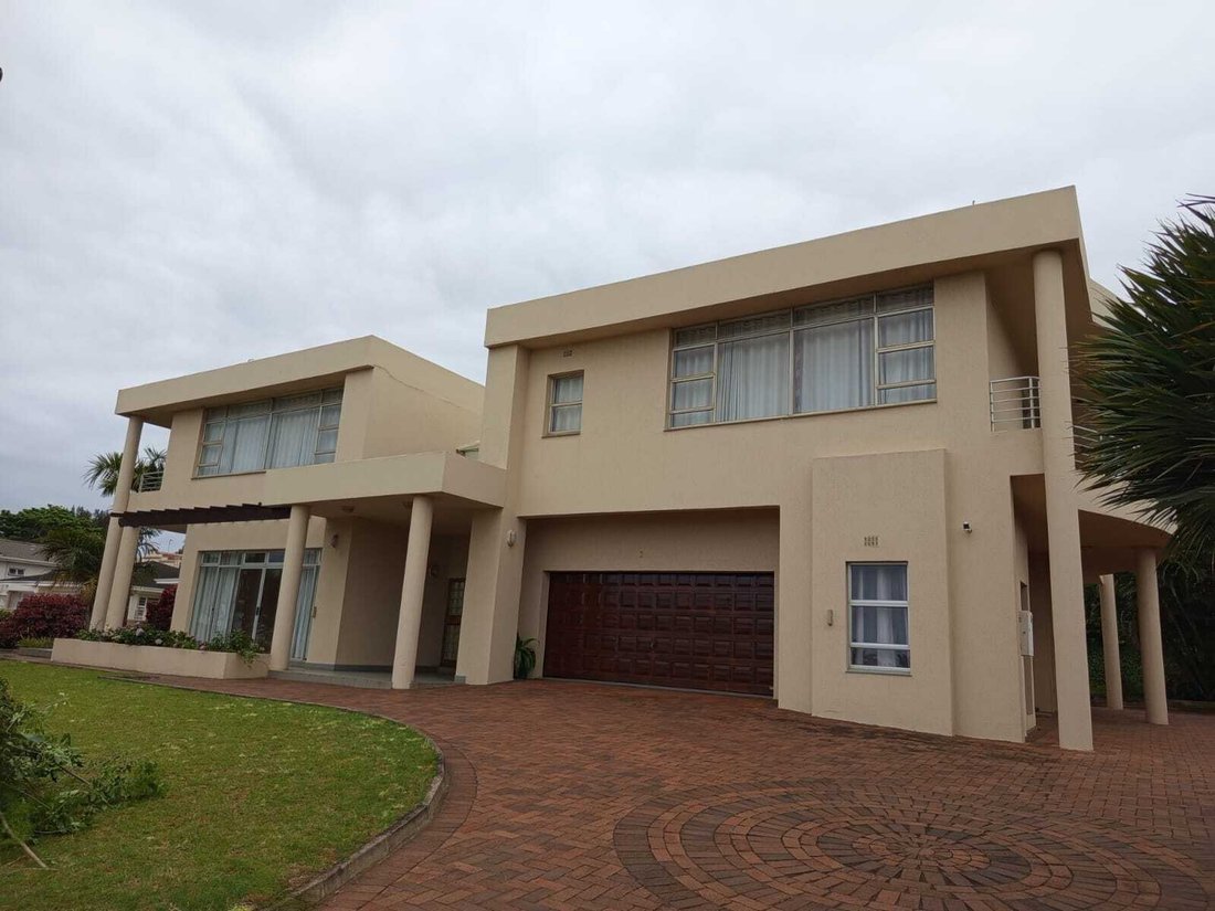 House in Umdloti Beach, KwaZulu-Natal, South Africa 2 - 14989515