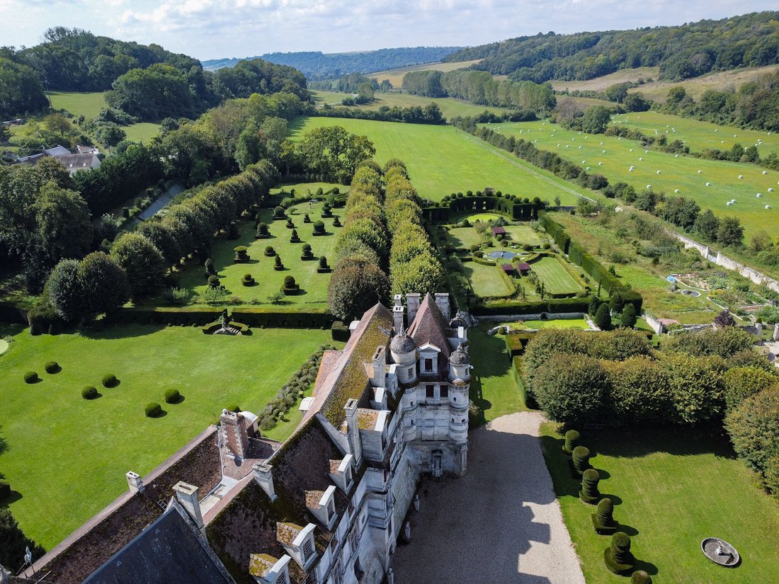 A Renaissance Dream: 26 Hectares of Timeless Elegance Near Paris