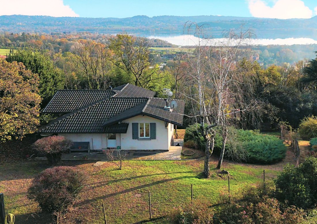 Landhaus in Varese, Lombardei, Italien 5 - 14990792