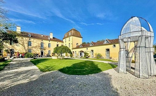 For Sale Near Marciac (32) 32 Room Castle 1540 M2 Of Living Space 5.8 Hectare Estate