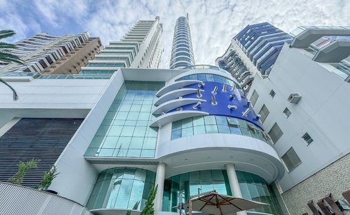 Condo in Centro, State of Santa Catarina, Brazil 1