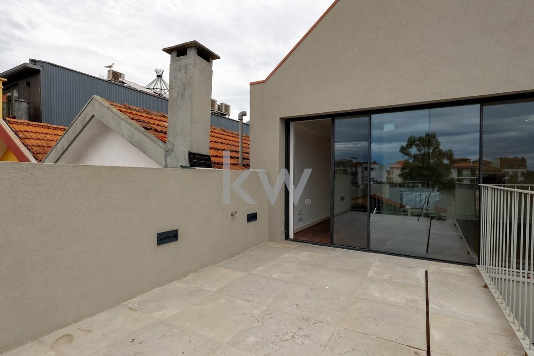 Apartment in Cedofeita, Santo Ildefonso, Se, Miragaia, Sao Nicolau e Vitoria, Porto District, Portugal 2 - 14991603