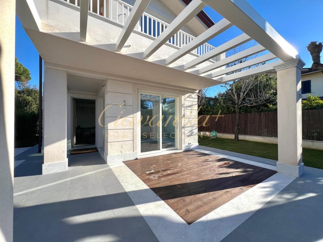 Villa in Center, Forte dei Marmi, Tuscany 5 - 14900094