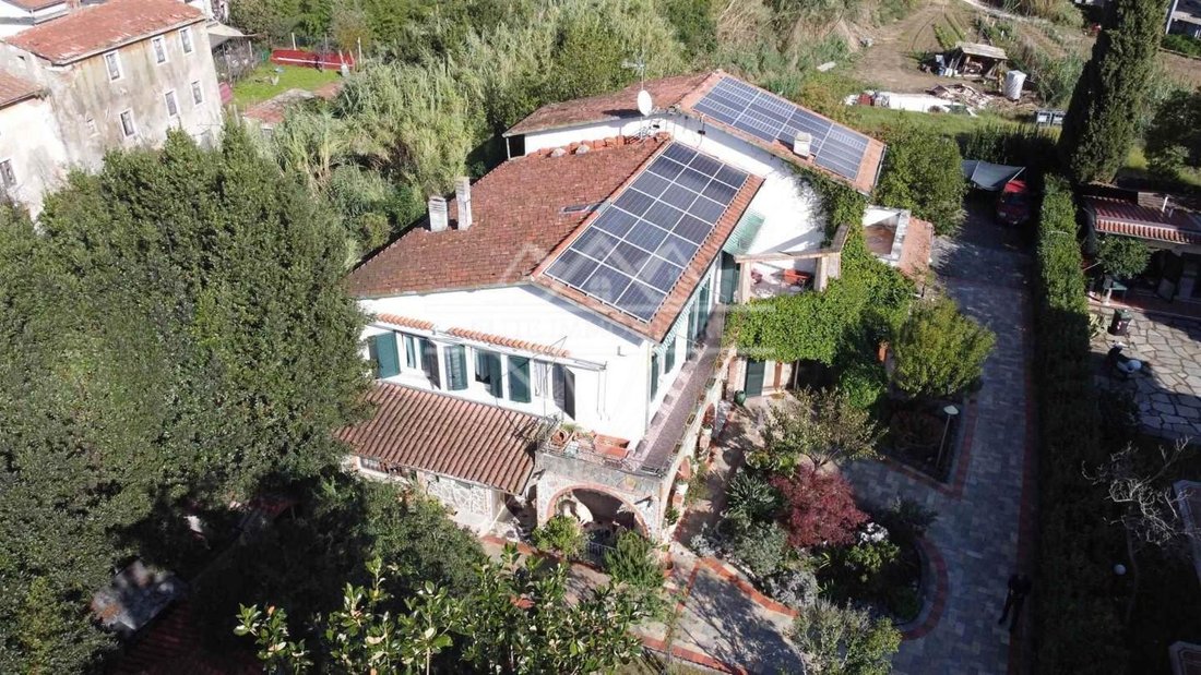 Villa in Stadium - Sant'Antonio - Marasio, Marina di Carrara, Tuscany 1 - 14992748