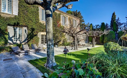 Estate in Maussane-les-Alpilles, Provence-Alpes-Côte d'Azur, France 1