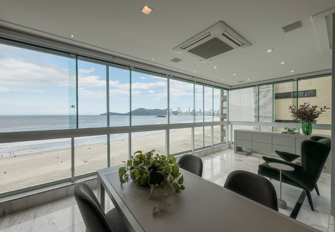 Condo in Centro, State of Santa Catarina, Brazil 1 - 14992957