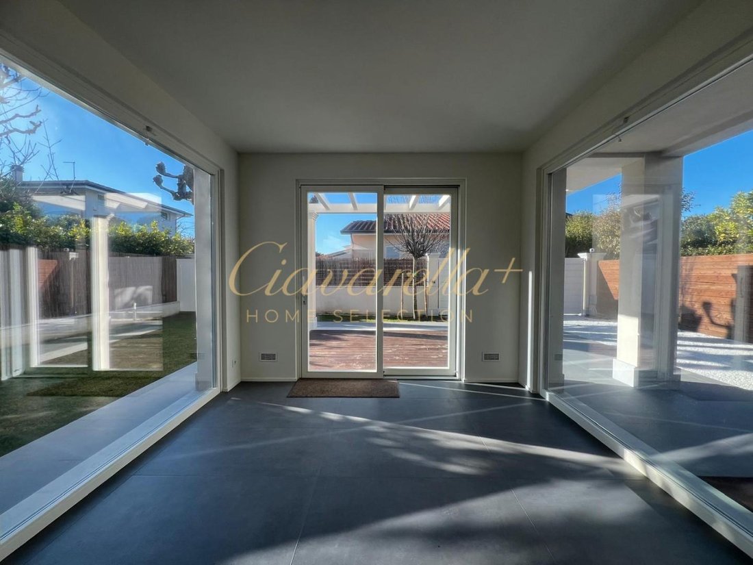 Villa in Center, Forte dei Marmi, Tuscany 1 - 14900094