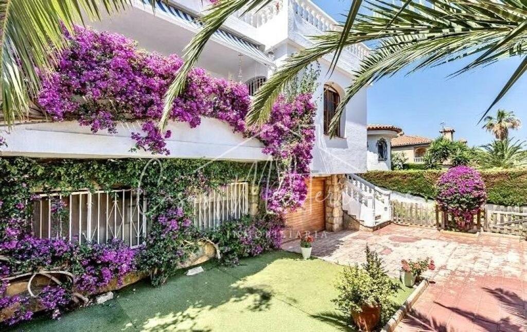 House in Mont-roig del Camp, Catalonia, Spain 3 - 14991355