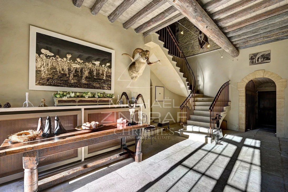 Estate in Maussane-les-Alpilles, Provence-Alpes-Côte d'Azur, France 4 - 14864472