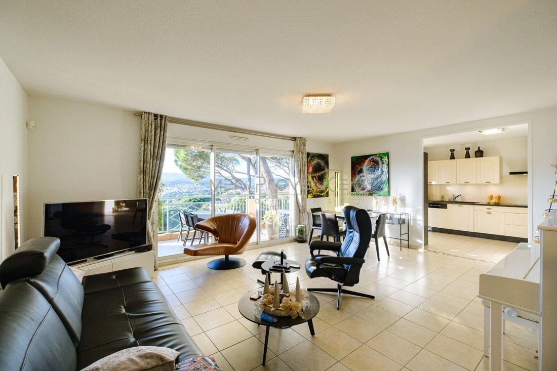 Villa in Ville-Les Saquedes-Le Bouillonnet, Sainte-Maxime, France 3 - 14991590