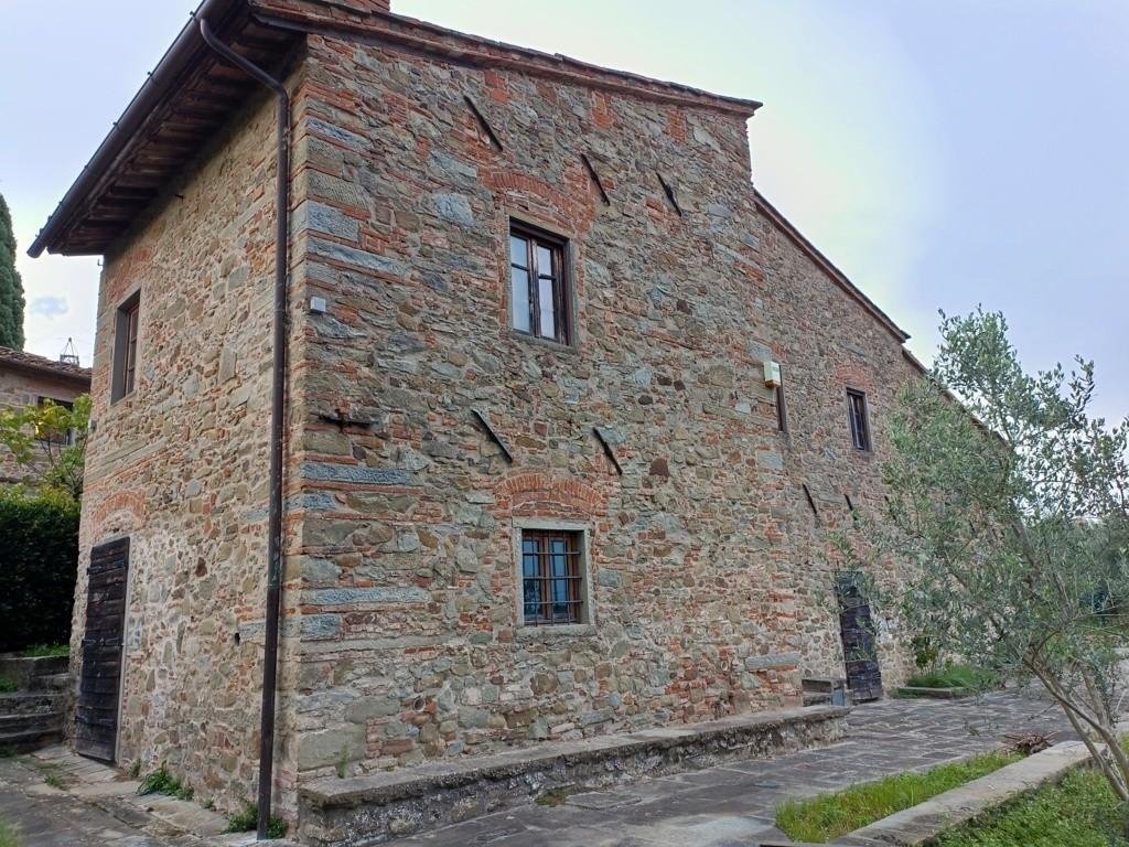 Farm Ranch in Center - La Rocca, Comeana, Tuscany 3 - 14992718