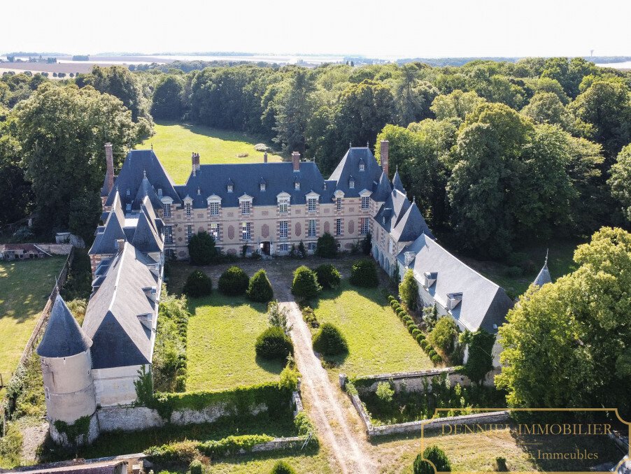 Château Louis XIII’s Whisper: A 17th-Century Jewel Near Giverny’s Gardens