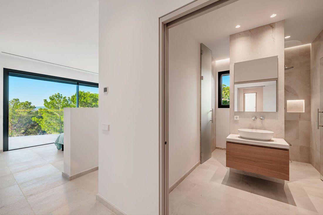 Villa in Portals Nous, Calvia, Balearic Islands 5 - 14995614