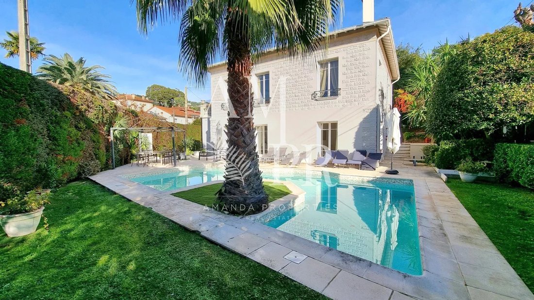 Villa in Cannes, Provence-Alpes-Côte d'Azur, France 2 - 14995842