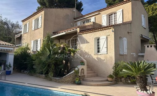 House in Donicarde-Barban, La Seyne-sur-Mer, France 1
