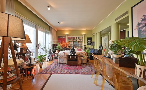 Apartment in Sunoikia Kolonakiou, 1st District of Athens, Athens 1
