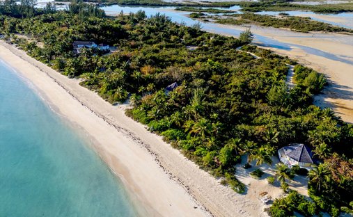 Land in Staniard Creek, North Andros, The Bahamas 1