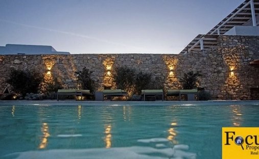 Villa in Ano Mera Community, Aegean, Greece 1