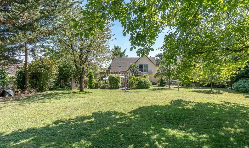 Thorigny Sur Marne House In Thorigny Sur Marne, île De France, France