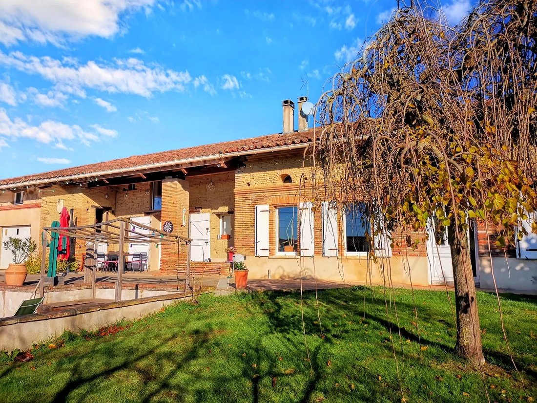 Country House in Rieumes, Occitania, France 2 - 14983176