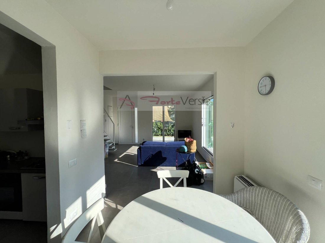 House in Tonfano, Pietrasanta, Italy 5 - 14996133