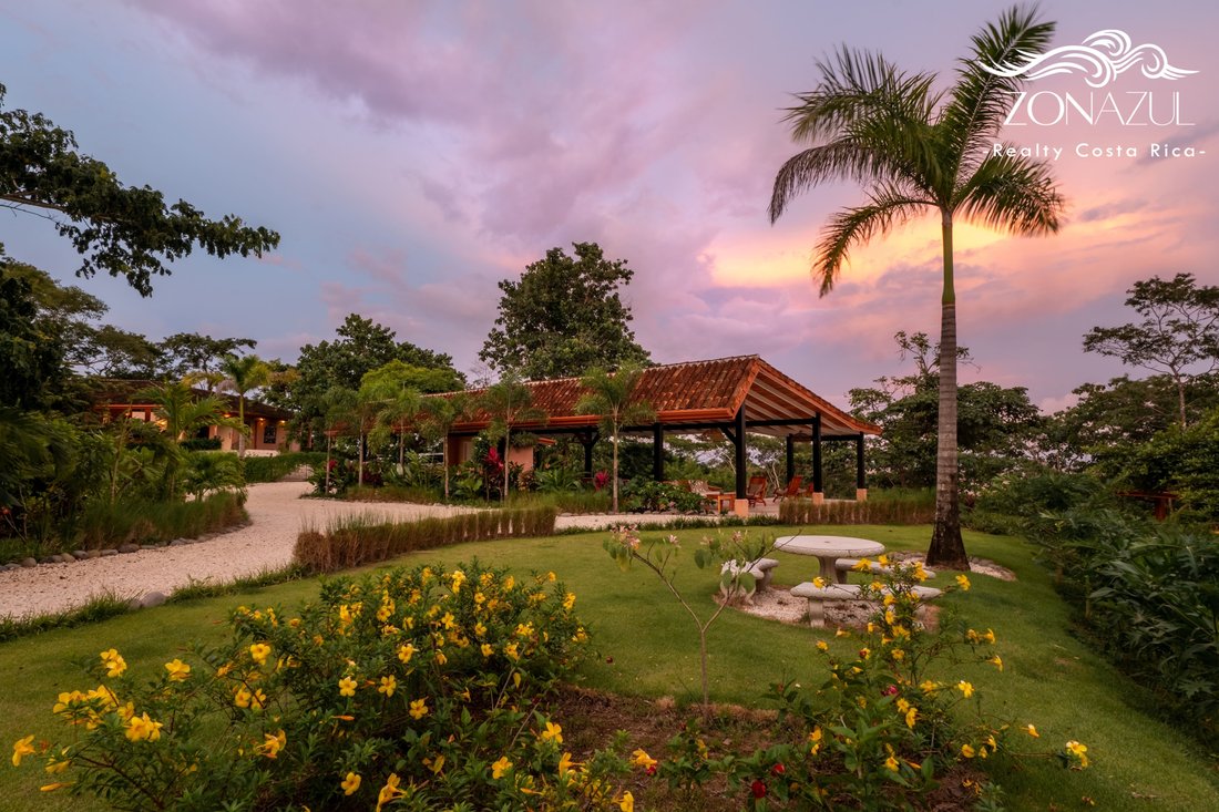 Luxury Bohemian Retreat With In Las Delicias, Puntarenas Province ...