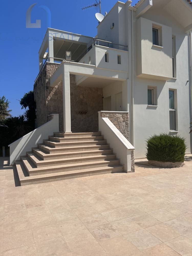 Villa in Pallini Municipal Unit, Macedonia and Thrace, Greece 4 - 14995353