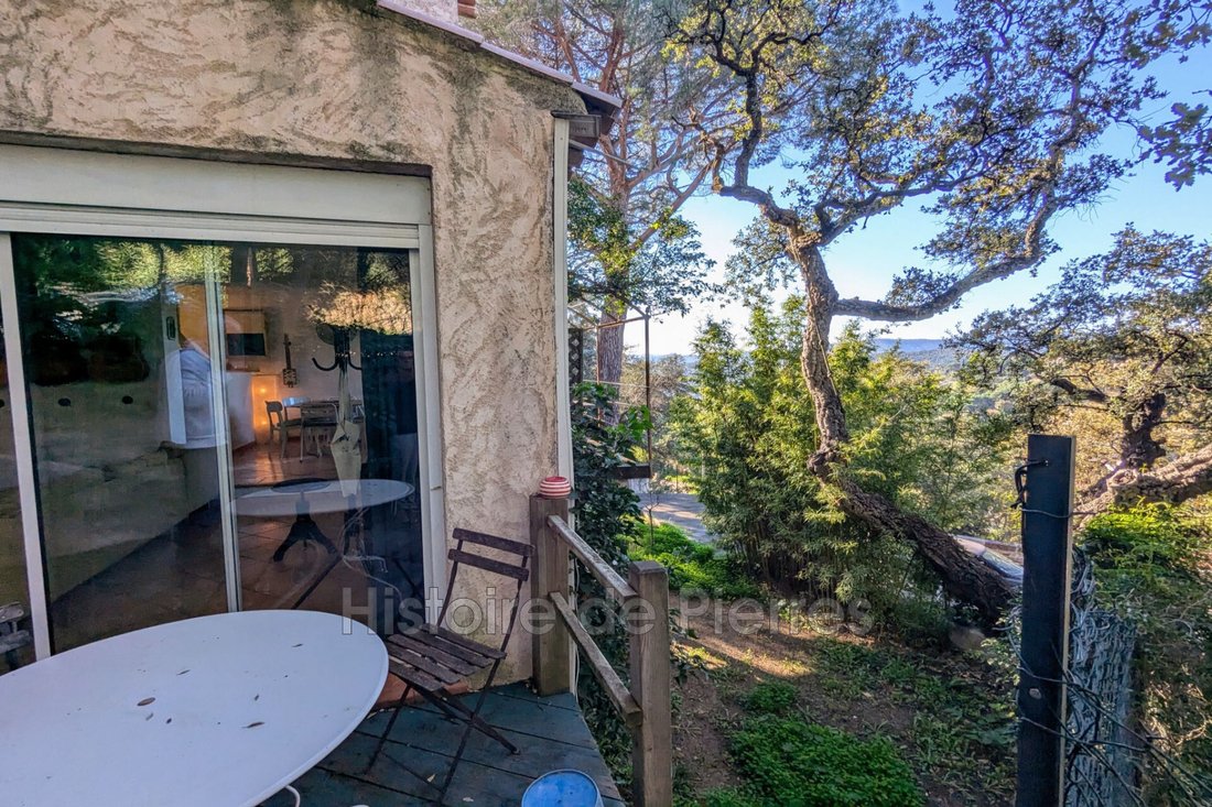 Villa in Grimaud, Provence-Alpes-Côte d'Azur, Frankreich 4 - 14998115