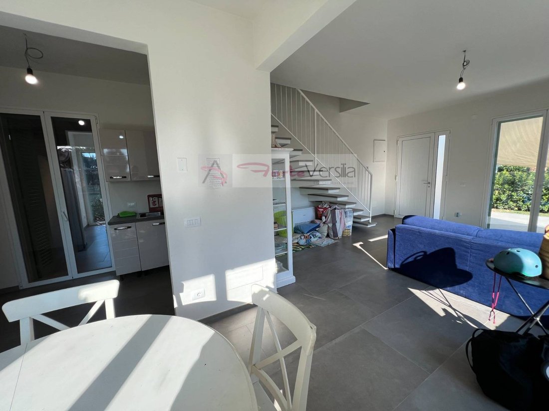 House in Tonfano, Pietrasanta, Italy 4 - 14996133