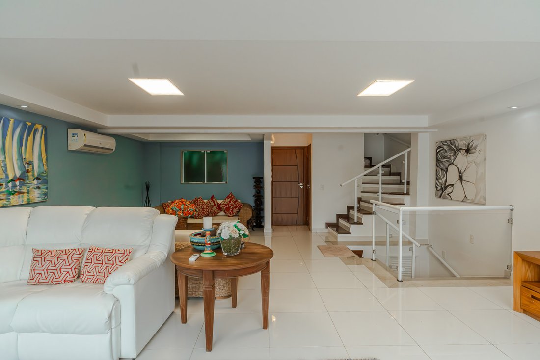 House in Cantagalo, State of Rio de Janeiro, Brazil 2 - 14994599