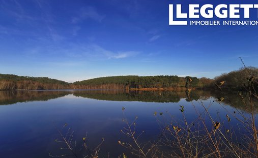 Castle for Sale in Saint-Martin, Brittany, France