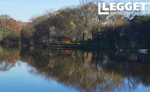 Castle for Sale in Saint-Martin, Brittany, France
