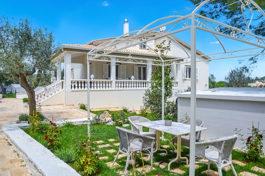 Villa en Apulia, Italia 2 - 14994520