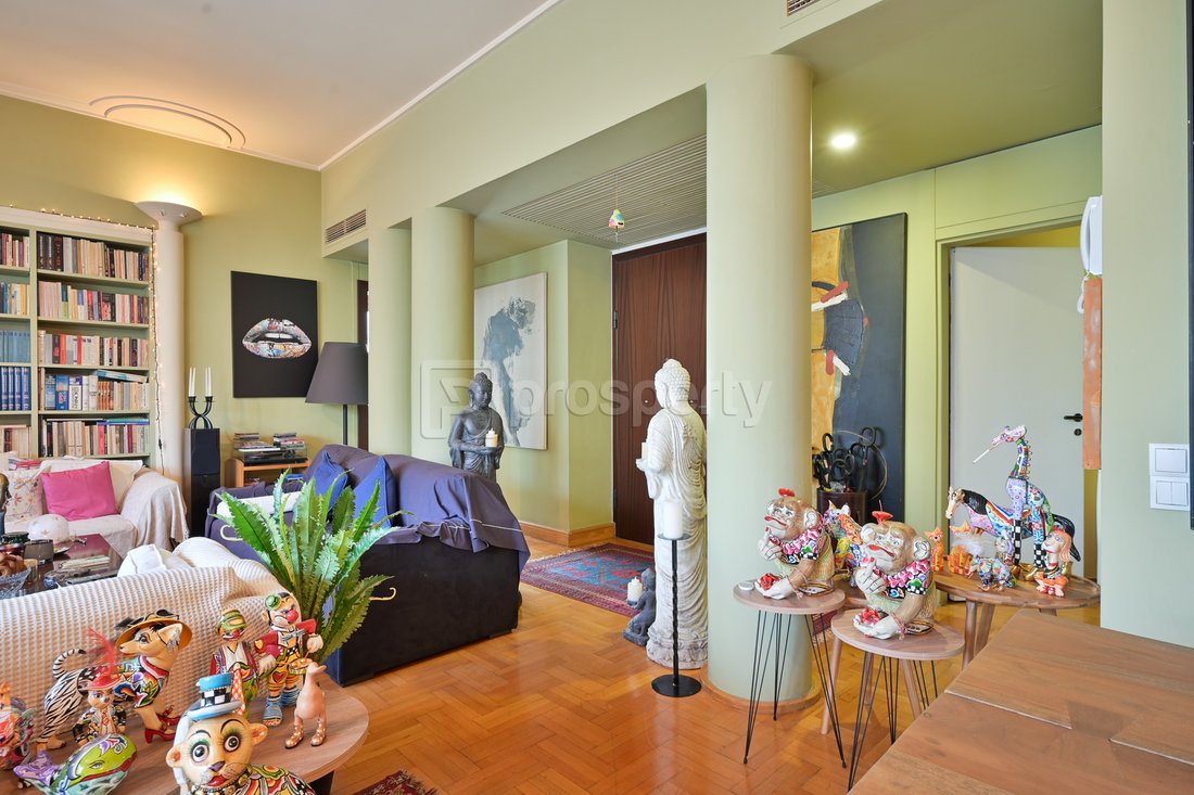Apartment in Sunoikia Kolonakiou, 1st District of Athens, Athens 3 - 14994411